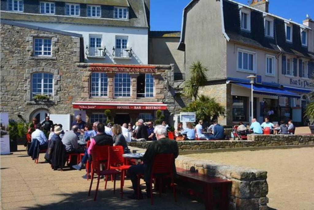 Kermaravel, Le Petit Manoir En Bord De Mer. Saint-Pol-de-Léon Εξωτερικό φωτογραφία